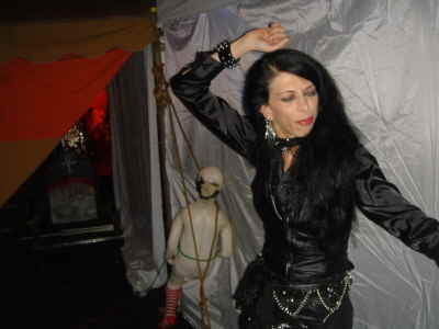 20081031-CigarsAndStripesHalloweenCountMidnight�001017