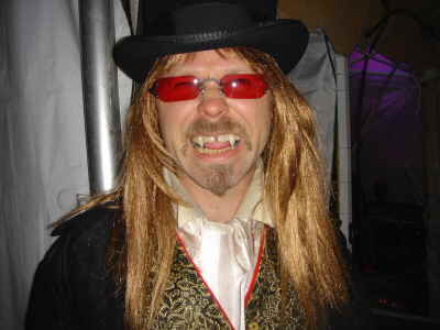 20081031-CigarsAndStripesHalloweenCountMidnight�001036